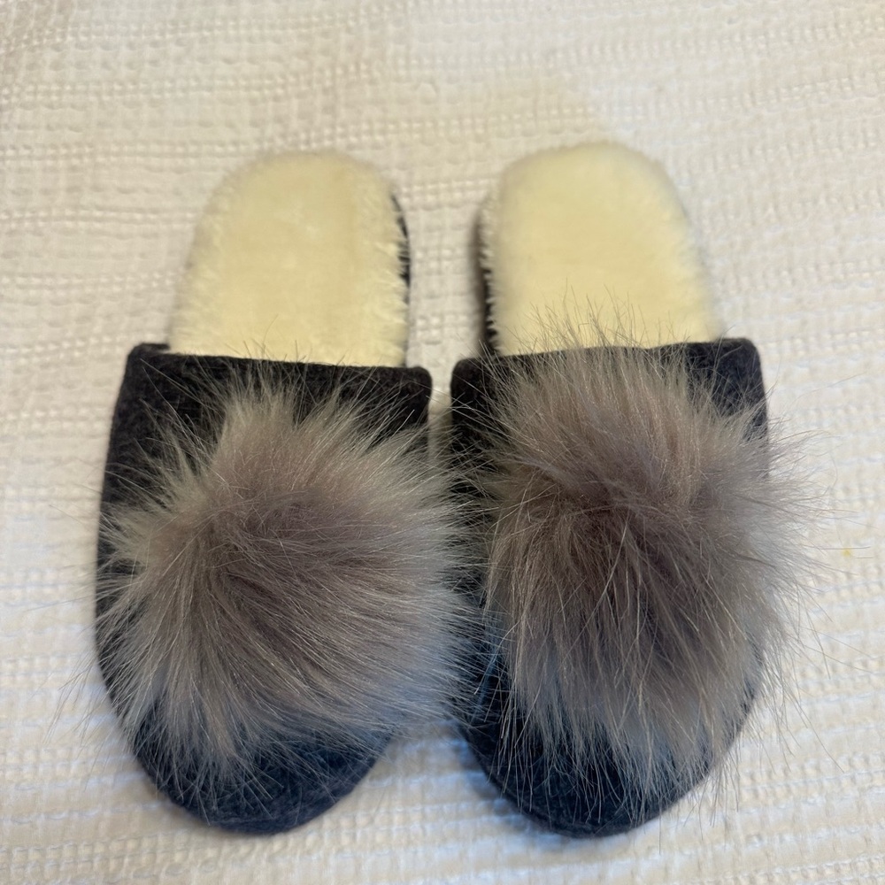 Brand New Slippers - Picture 3 of 6